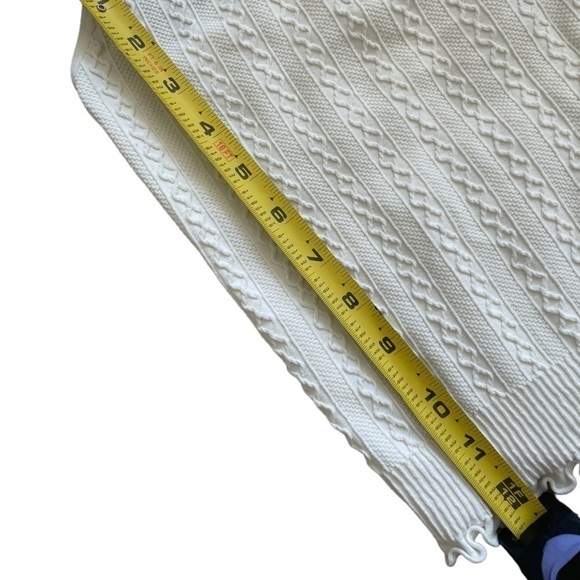 FRANCESCAS COLLECTIONS ALYA TEXTURED IVORY SPANDEX BLEND CROP TOP, SIZE LG - Picture 5 of 8